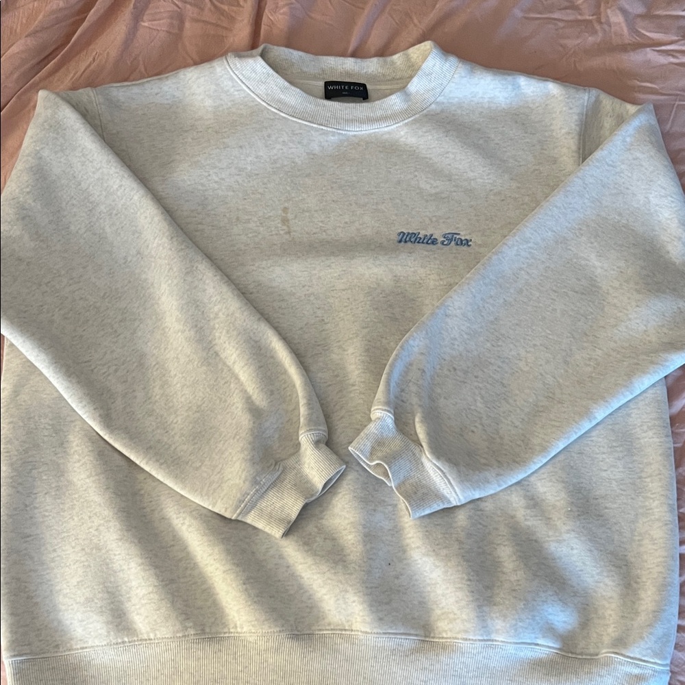 white fox white  crew neck